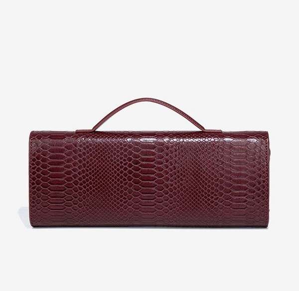 Burgundy Weave Gold Clasp Handbag