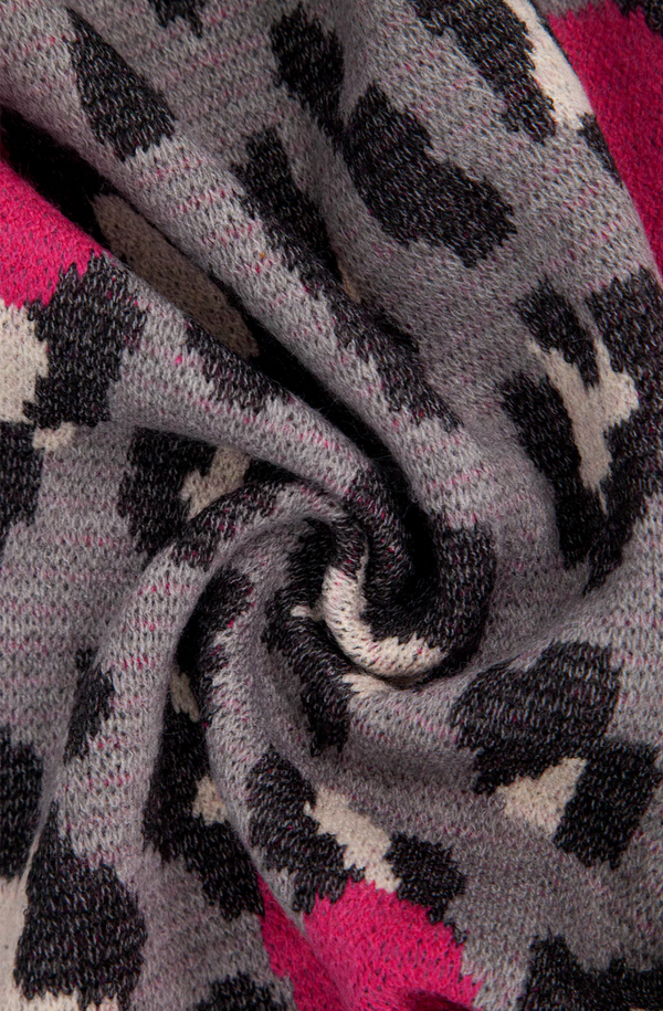Wylda Grey Leopard & Hearts Heavyweight Scarf