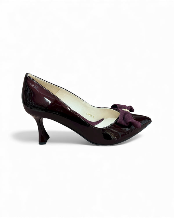 Emis Burgundy Patent Pointed Court Shoe with Black Velvet Bow