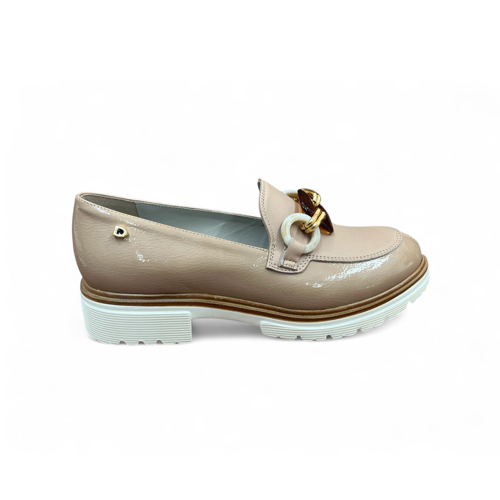 Donna Serena Naplack Camel Loafers