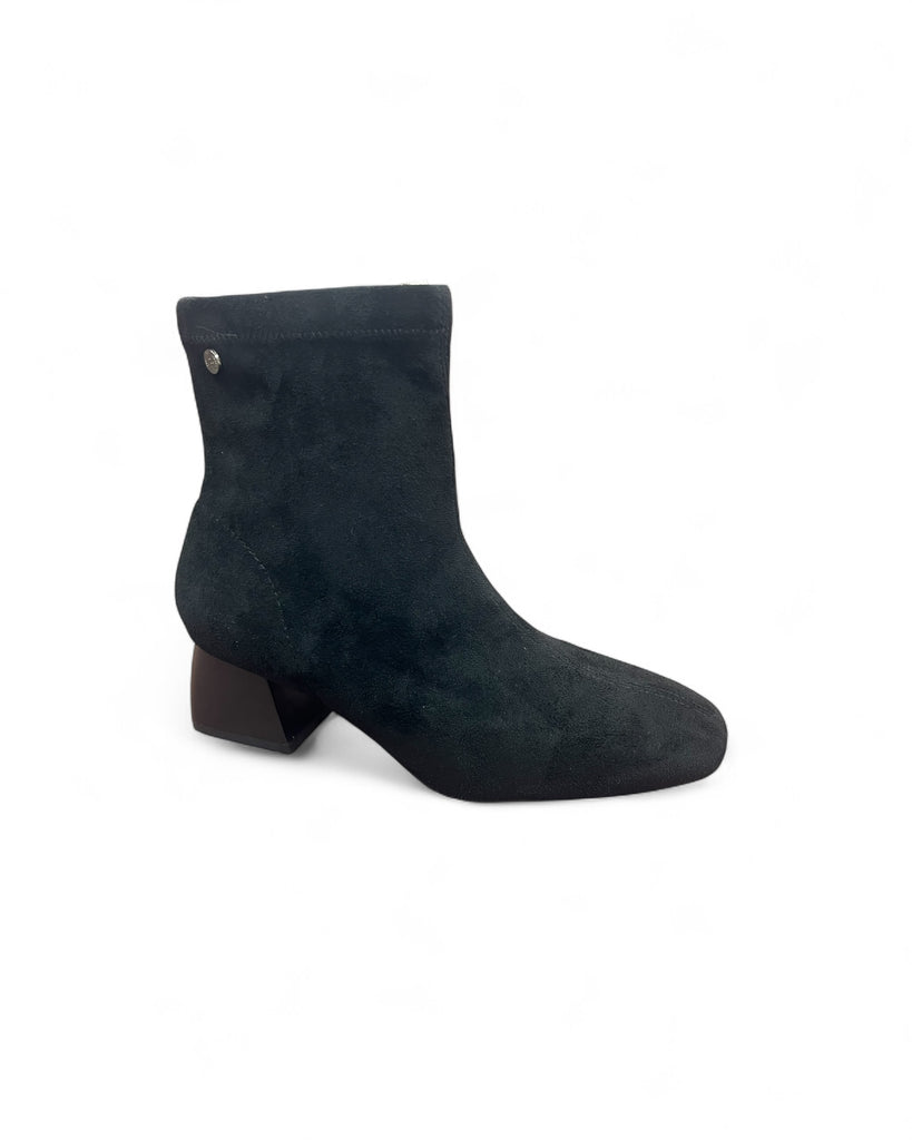 XTI Black Block Heel Boots