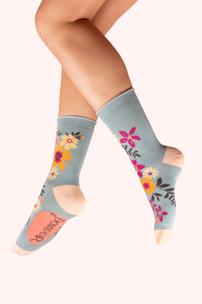 Powder Ice Floral Spray Ankle Socks