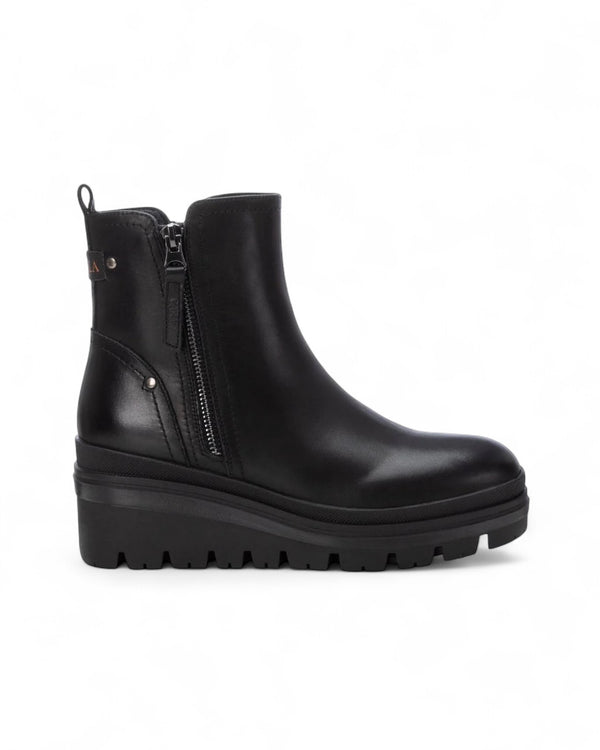 Carmela Black Leather Wedge Boots
