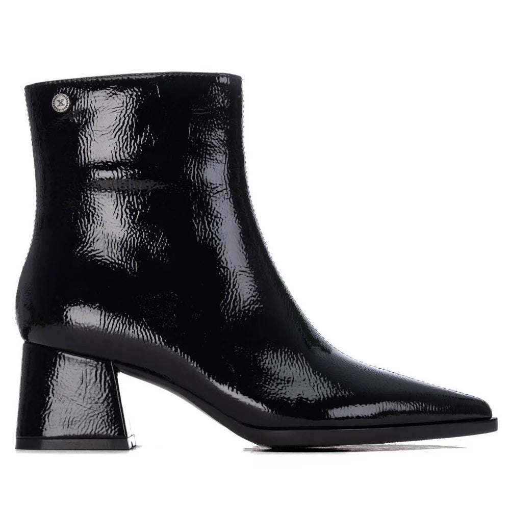 XTI 146212 Black Patent Block Heel Ankle Boots