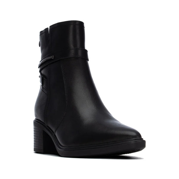 Carmela 164332 Black Heeled Ankle Boot