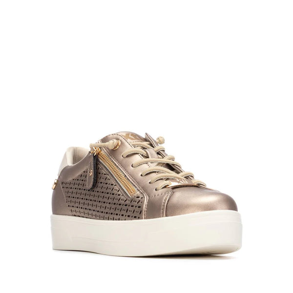 XTI Gold Perforated Design Trainers 145095