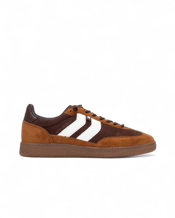 XTI Brown Trainers with Bungee Laces