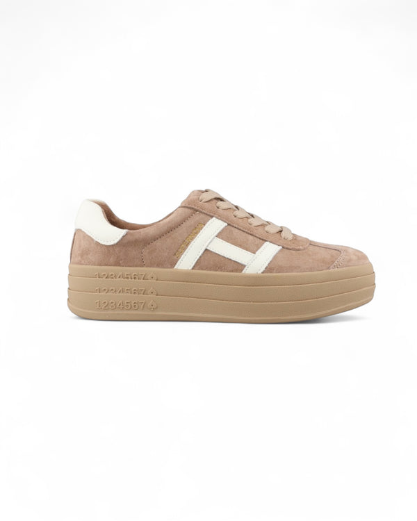 Drilleys Sixty Eight Desert Sands Gum Sole Trainers
