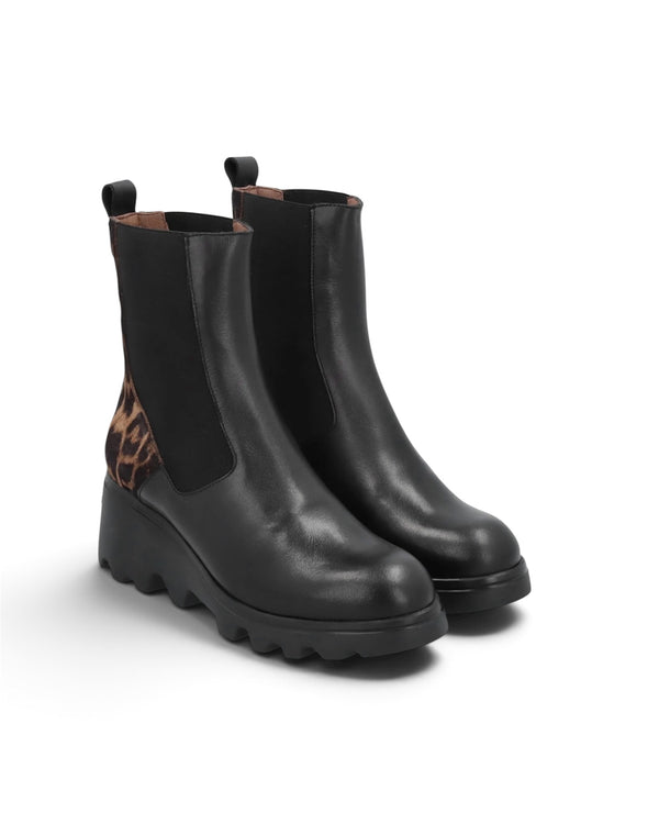 Wonders G-7032 Black Leather Wedge Ankle Boots