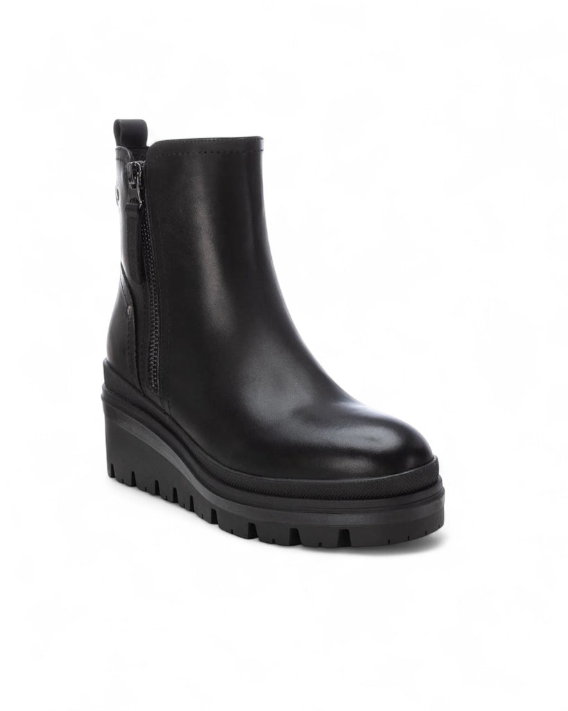 Carmela Black Leather Wedge Boots