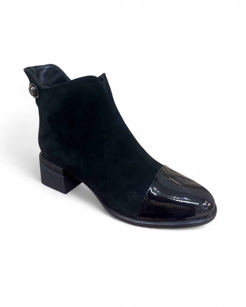 Loretta Vitale C3865A Black Suede Boots with Patent Toe