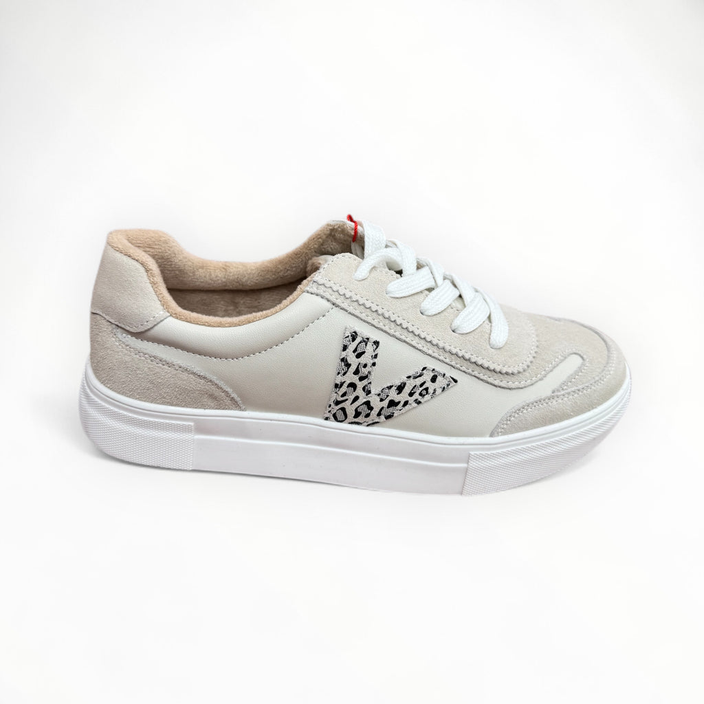Drilleys Eighty Cheetah Vanilla Gum Sole Trainers
