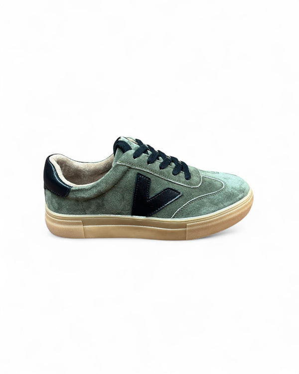 Drilleys Ninety Moss Ink Gum Sole Trainers