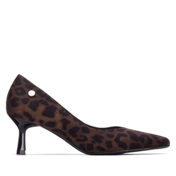 XTI Leopard Point Mid Heel Shoes
