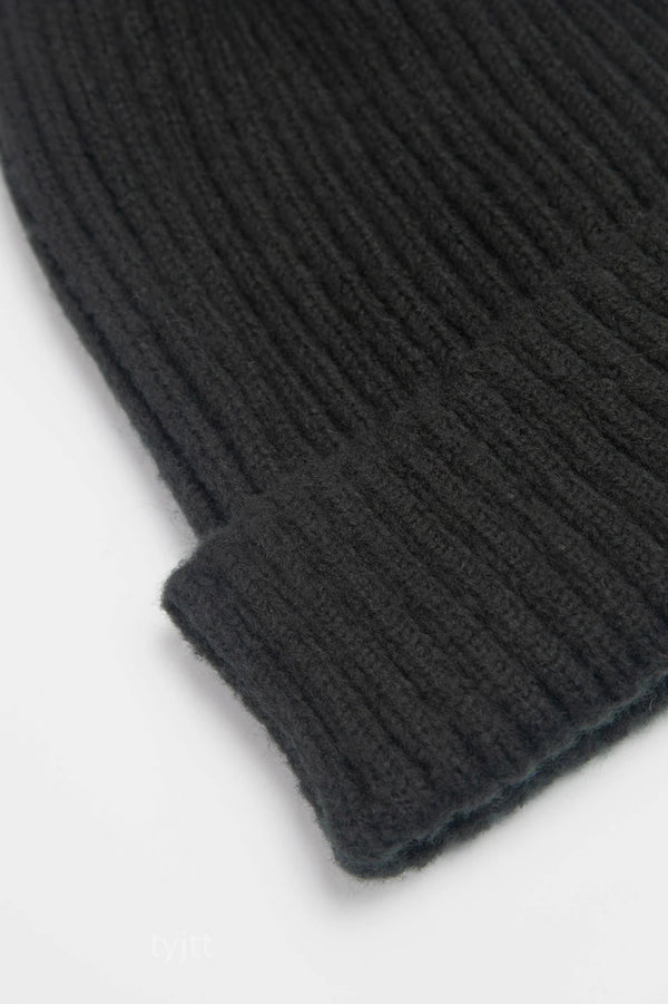 Black Pom Pom Hat With Gold Star