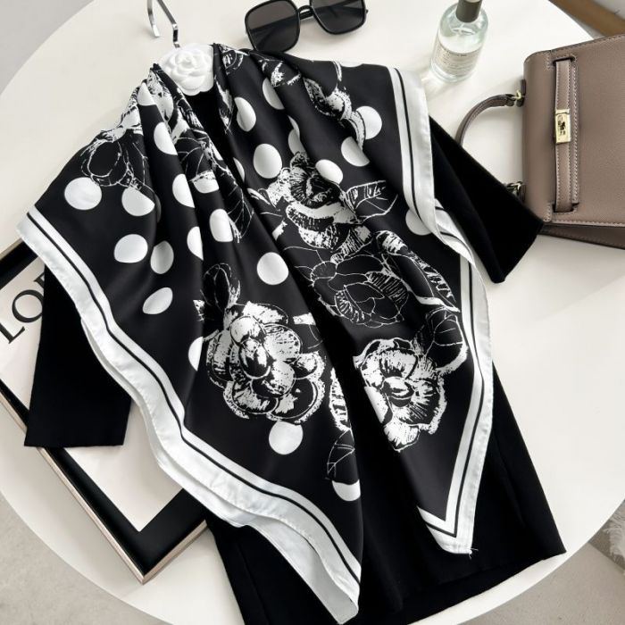 Black & White Polka Dot Neck Scarf