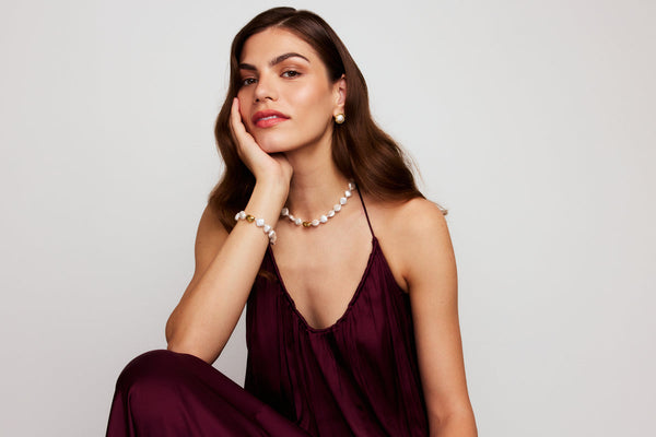 Gold Rope Chain & Pearl Stud Earrings