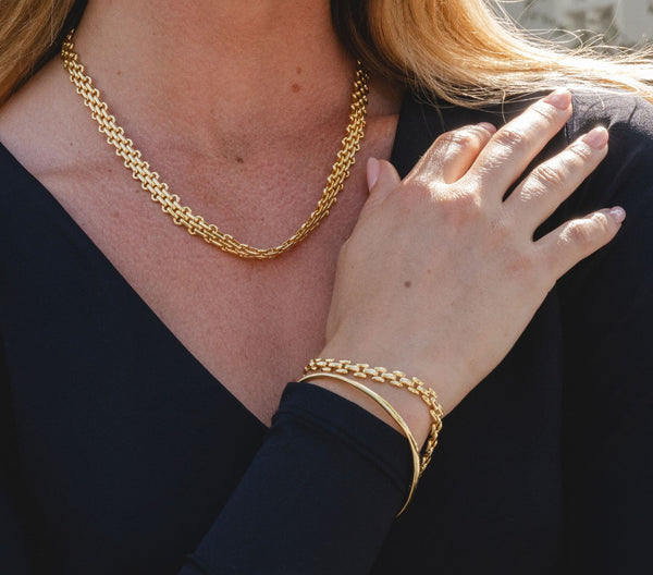 Gold Links Chain Bracelet