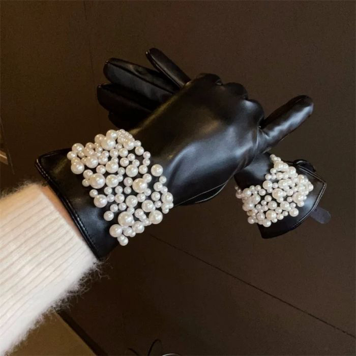 Black Leather Pearl Embellished Gloves