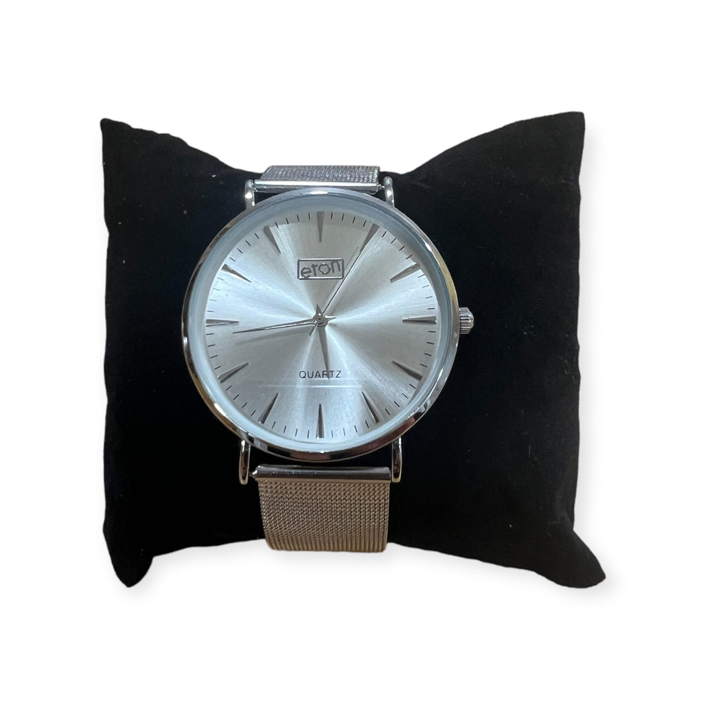 Silver Round Face Mesh Strap Watch