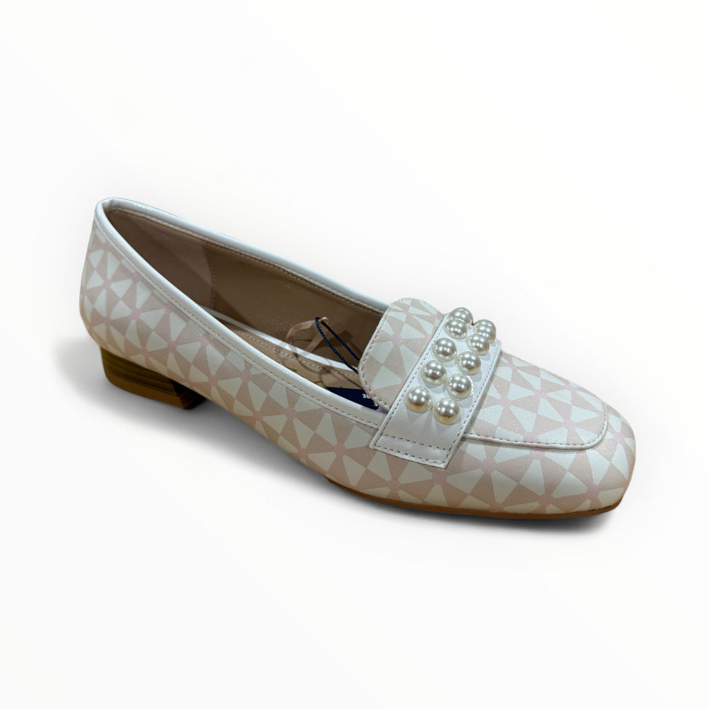 Rosa Perla Blush & Ivory Patterned Loafers