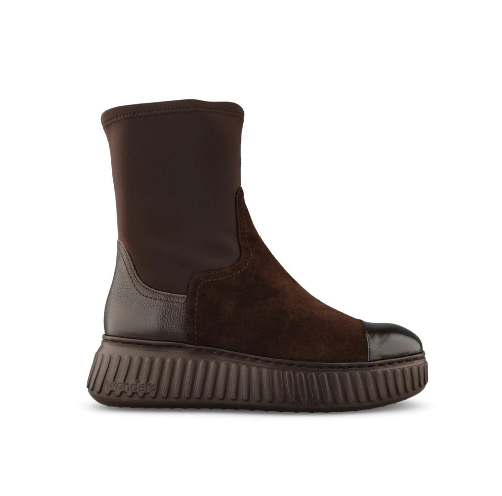 Accessorised by Elite Wonders dark brown suede ankle boots with a patent toe cap and chunky ribbed platform sole.