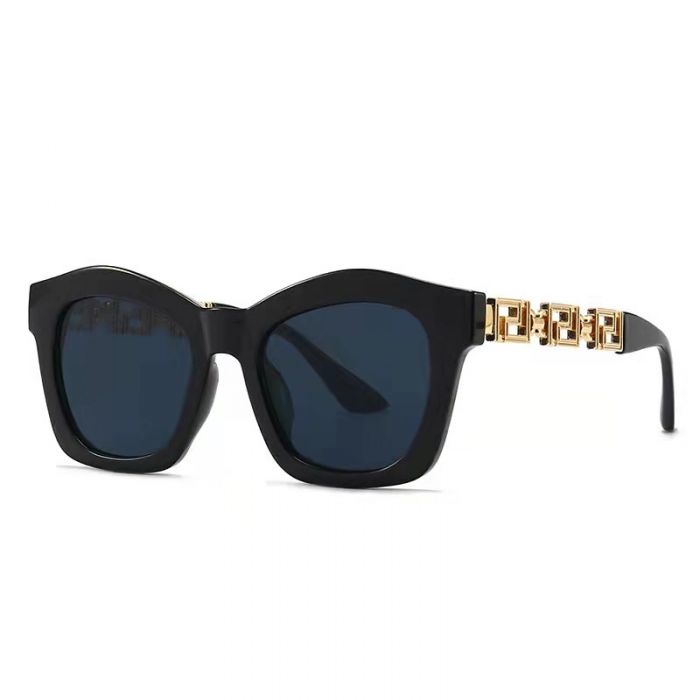 Black & Gold Chain Sunglasses
