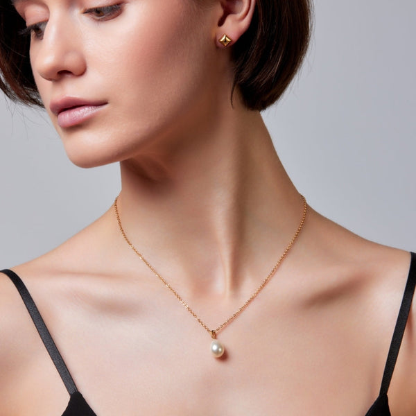 Gold & Pearl Teardrop Necklace